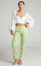 Zabee Jeans - Mid Rise Drill Denim Jeans in Ditsy Floral