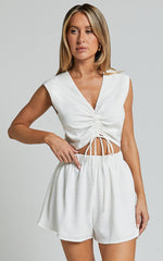 Suki Shorts - Elasticated High Waist Textured Shorts in White